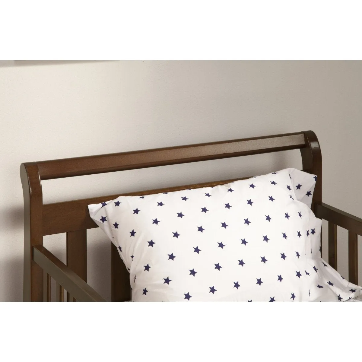 DaVinci Sleigh Toddler Bed