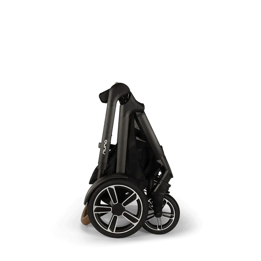 Demi Next   Pipa Aire RX Travel System by Nuna
