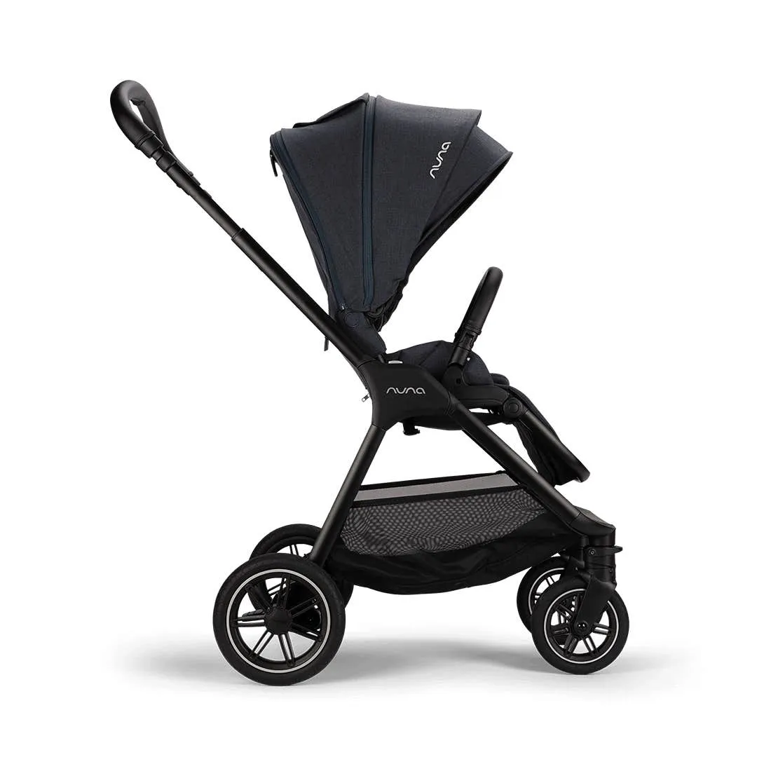 PIPA urbn   TRIV next Travel System by Nuna